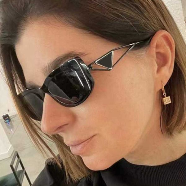 wholesale of narrow edge small frame fashionable personality triangle sunglasses ins net red cat's eye trend sunglasses, White;black
wholesale of narrow edge small frame fashionable personality triangle sunglasses ins net red cat's eye trend sunglasses, White;black