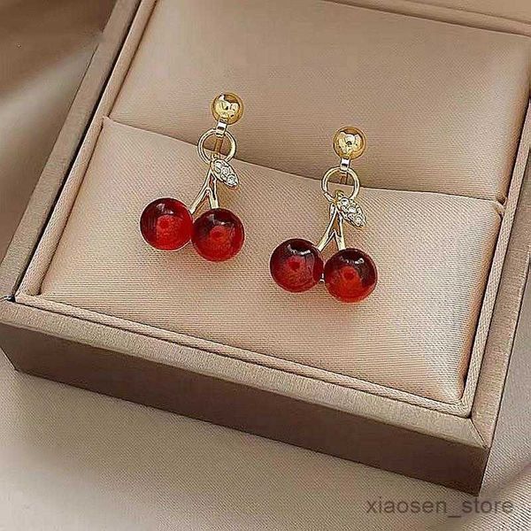 stud 2023 new temperament women red cherry earrings suitable for women personality stainless steel earrings jewelry gifts r230628, Golden;silver
stud 2023 new temperament women red cherry earrings suitable for women personality stainless steel earrings jewelry gifts r230628, Golden;silver