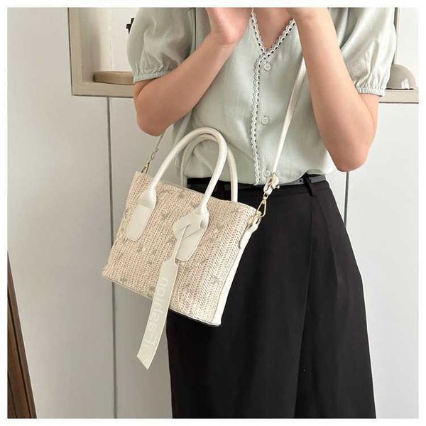 new advanced grass woven kua bag summer black fashion simple one shoulder crossbody bag spliced woven bag
new advanced grass woven kua bag summer black fashion simple one shoulder crossbody bag spliced woven bag