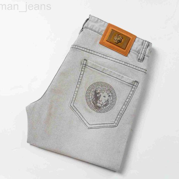 men's jeans designer boutique cgiui thin jeans slim fit straight pants european tiger head embroidery live broadcast 5hfl, Blue
men's jeans designer boutique cgiui thin jeans slim fit straight pants european tiger head embroidery live broadcast 5hfl, Blue