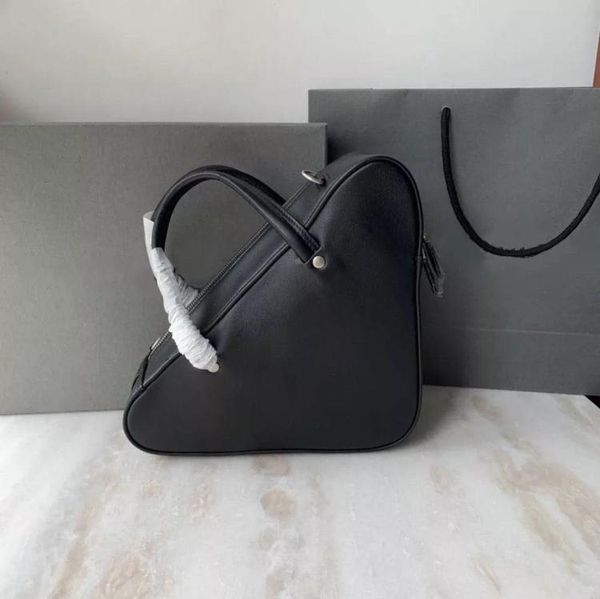 2020 sports new outdoor handbags purses and handbags luxury designer triangle bags leather handbag messenger bag bb5154314
2020 sports new outdoor handbags purses and handbags luxury designer triangle bags leather handbag messenger bag bb5154314