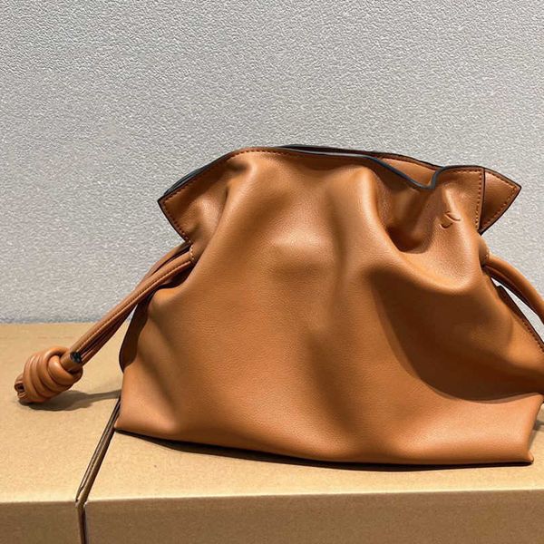 2023 fashion handbag tote bag lowe women's leather drawstring dumpling bag multi-functional large capacity luxury crossbody bag
2023 fashion handbag tote bag lowe women's leather drawstring dumpling bag multi-functional large capacity luxury crossbody bag