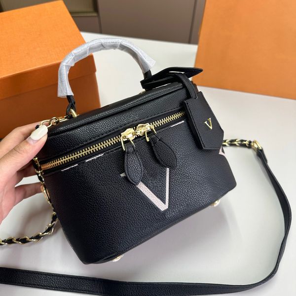 luxury suede bags women cross body designers handbag shoulder classic genuine leather heart style gold chain tote messenger handbag by brand
luxury suede bags women cross body designers handbag shoulder classic genuine leather heart style gold chain tote messenger handbag by brand