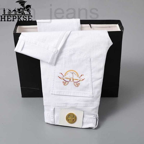 men's jeans designer european goods high-end quality men's embroidery printing white jeans fashion simple and versatile slim elast, Blue 
men's jeans designer european goods high-end quality men's embroidery printing white jeans fashion simple and versatile slim elast, Blue