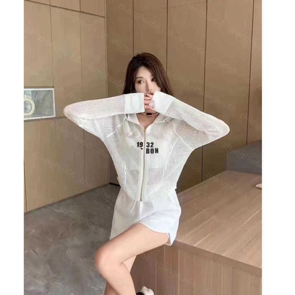 23ss womens designer clothing womens jacket hooded zipper see-through mesh letter logo printed long-sleeved cardigan coat women clothes a1, Black;brown
23ss womens designer clothing womens jacket hooded zipper see-through mesh letter logo printed long-sleeved cardigan coat women clothes a1, Black;brown