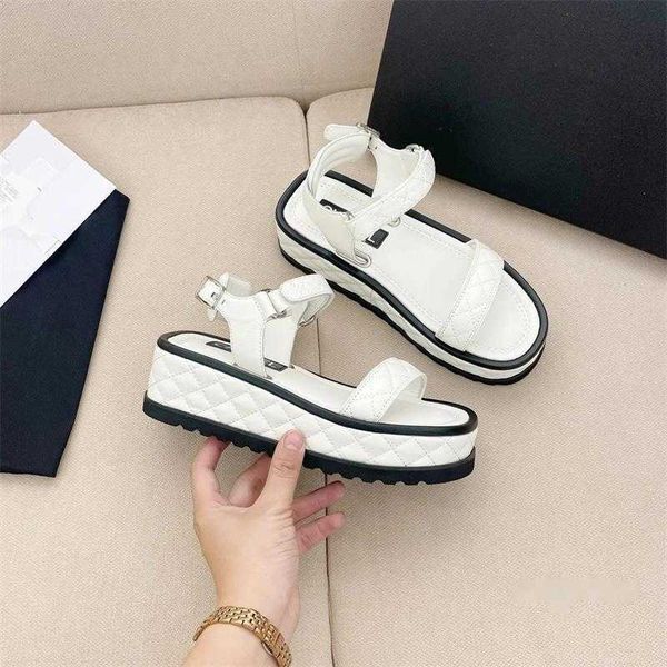 designer women sandals womens slides crystal calf leather casual shoes quilted platform summer beach slipper 35-40, Black
designer women sandals womens slides crystal calf leather casual shoes quilted platform summer beach slipper 35-40, Black