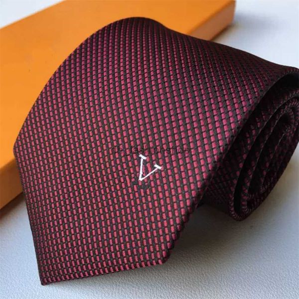 2023 fashion brand men's tie 100% silk solid color check jacquard woven party wedding business casual design box suit tie, Blue;purple
2023 fashion brand men's tie 100% silk solid color check jacquard woven party wedding business casual design box suit tie, Blue;purple