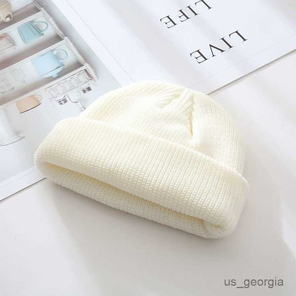 caps new personality street solid color knitted hat for man and woman yellow grey black color optional winter hats melon cap r230628, Blue;gray
caps new personality street solid color knitted hat for man and woman yellow grey black color optional winter hats melon cap r230628, Blue;gray