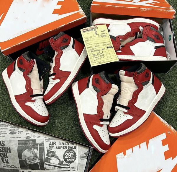 authentic 1 high og basketball shoes 1s chicago reimagined lost and found dz5485-612 mens women sports sneakers with original box, Red;white
authentic 1 high og basketball shoes 1s chicago reimagined lost and found dz5485-612 mens women sports sneakers with original box, Red;white
