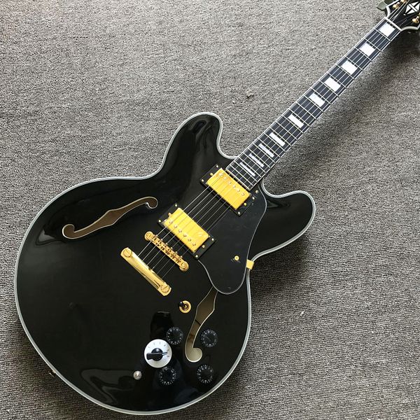 custom shop, 335 black jazz, rosewood fingerboard, gold accessories, f-hole, ing
custom shop, 335 black jazz, rosewood fingerboard, gold accessories, f-hole, ing