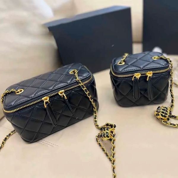 designer cosmetic bag toiletry pouch cosmetic nice makeup bag cases women toiletry bag travel bags1
designer cosmetic bag toiletry pouch cosmetic nice makeup bag cases women toiletry bag travel bags1