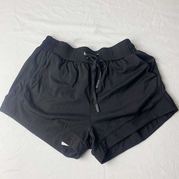 lu womens yoga shorts outfit exercise short pants fitness wear girls running elastic sportswear, Black;white
lu womens yoga shorts outfit exercise short pants fitness wear girls running elastic sportswear, Black;white