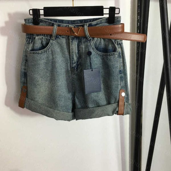 23ss womens shorts womens designer clothing letter belt waist waist fashion roll leg denim shorts women clothes a1, White;black
23ss womens shorts womens designer clothing letter belt waist waist fashion roll leg denim shorts women clothes a1, White;black