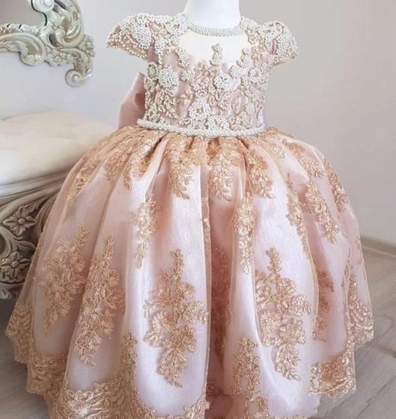 blush pink princess pearls lace 2019 flower girl dresses short sleeves little girl wedding guest dresses vintage pageant party gow5704134, White;blue
blush pink princess pearls lace 2019 flower girl dresses short sleeves little girl wedding guest dresses vintage pageant party gow5704134, White;blue