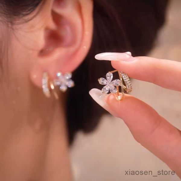 stud new arrival flower stud earrings for women elegant luxury flowers earring girl trendy statement jewelry r230628, Golden;silver
stud new arrival flower stud earrings for women elegant luxury flowers earring girl trendy statement jewelry r230628, Golden;silver