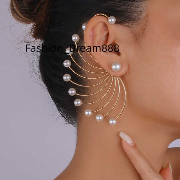 personality fan-shaped earring exaggerated gold plated pearl earrings trendy girls ear jewelry phoenix ear clips, Silver
personality fan-shaped earring exaggerated gold plated pearl earrings trendy girls ear jewelry phoenix ear clips, Silver