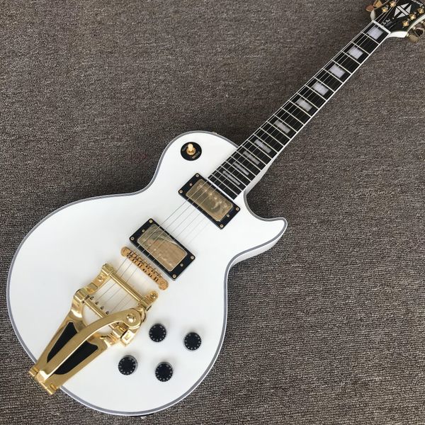 custom shop, caston white card big jazz electric guitar, rosewood fretboard, gold accessories, ing
custom shop, caston white card big jazz electric guitar, rosewood fretboard, gold accessories, ing
