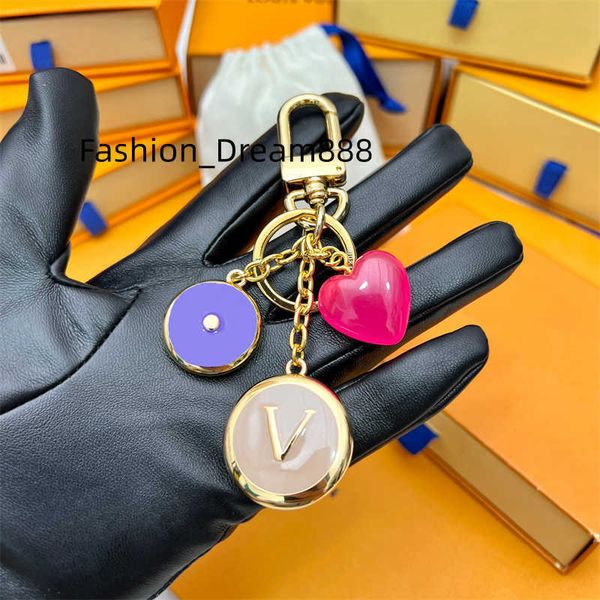 designer keychain luxury bag charm heart shaped key chain fashion pendants gold keyring car ornament keychains, Silver
designer keychain luxury bag charm heart shaped key chain fashion pendants gold keyring car ornament keychains, Silver
