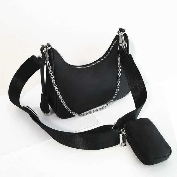 luxury 3piece triple reedition 2000 2005 underarm bag nylon handbag for womens men wallet original bags crossbody designer clutch purses zip
luxury 3piece triple reedition 2000 2005 underarm bag nylon handbag for womens men wallet original bags crossbody designer clutch purses zip