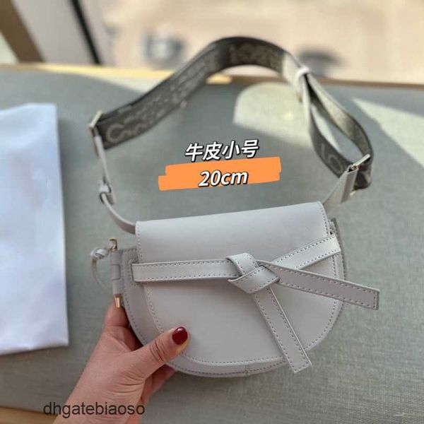 mini saddle outdoor bag girl designer gate loews handbag bow bags embroidered wide shoulder strap crossbody cowhide large capacity flap 1ixo
mini saddle outdoor bag girl designer gate loews handbag bow bags embroidered wide shoulder strap crossbody cowhide large capacity flap 1ixo