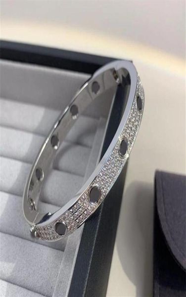luxury designer titanium steel black screw full diamond bracelet love bangle for mens and women party wedding couples gift jewelry4774021, Golden;silver
luxury designer titanium steel black screw full diamond bracelet love bangle for mens and women party wedding couples gift jewelry4774021, Golden;silver