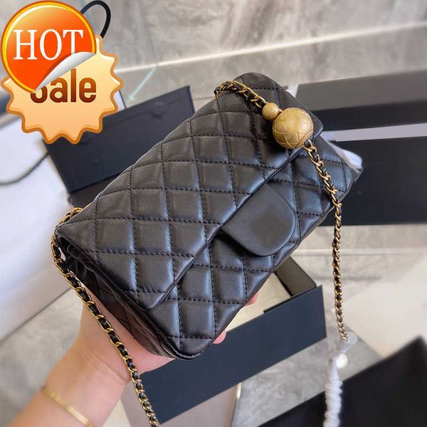 women's brand designers shoulder bags fashion classic clamshell small square texture gold ball adjustable strap crossbody factory direc
women's brand designers shoulder bags fashion classic clamshell small square texture gold ball adjustable strap crossbody factory direc