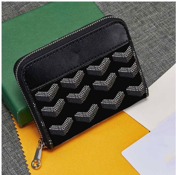 mini wallet clutch bag coin purse short wallets grain cowhide leather triangle sign men women handbags internal card holder fashion letter p, Red;black
mini wallet clutch bag coin purse short wallets grain cowhide leather triangle sign men women handbags internal card holder fashion letter p, Red;black