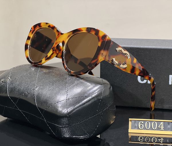 2023 classic fashion sunglasses for men and women luxury designer glasses pilot sunglasses uv resistant glasses tape letter, White;black
2023 classic fashion sunglasses for men and women luxury designer glasses pilot sunglasses uv resistant glasses tape letter, White;black