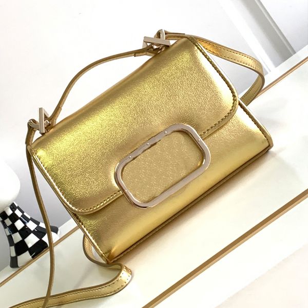 solid color mini cross body bags women designer handbag purse gold small cowhide shoulder bag fashion hardware letters mobile phone bag leat
solid color mini cross body bags women designer handbag purse gold small cowhide shoulder bag fashion hardware letters mobile phone bag leat