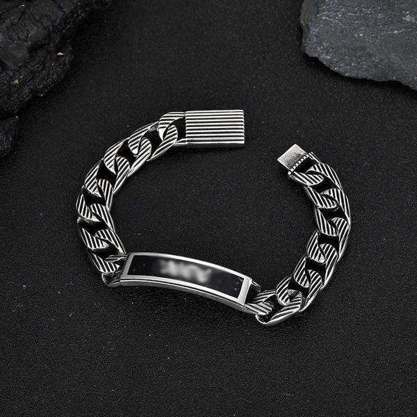sterling silver narrow edition black grain enamel engraved stripes fashion versatile bracelet
sterling silver narrow edition black grain enamel engraved stripes fashion versatile bracelet