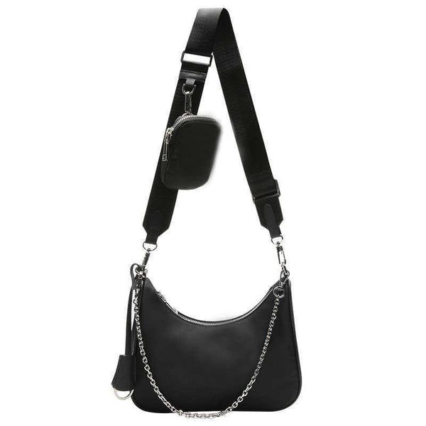 25 prad re-edition 2005 re-nylon 2000 mini bag triangle designer luxury hobo 3 piece shoulder bag iconic enameled metal leather handbag cros
25 prad re-edition 2005 re-nylon 2000 mini bag triangle designer luxury hobo 3 piece shoulder bag iconic enameled metal leather handbag cros