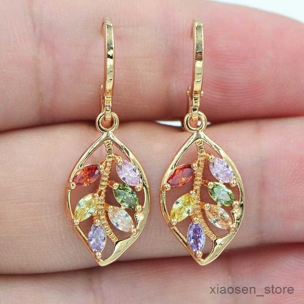 stud women's fashion shiny colorful drop earrings multicolor stone rose gold color charming dangle earring jewelry r230628, Golden;silver
stud women's fashion shiny colorful drop earrings multicolor stone rose gold color charming dangle earring jewelry r230628, Golden;silver
