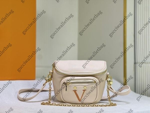 2023 r bag women genuine leather new mini bumbag waist bags purse crossbody bag handbag chest belt bag embossing flowers bum bag fanny pack
2023 r bag women genuine leather new mini bumbag waist bags purse crossbody bag handbag chest belt bag embossing flowers bum bag fanny pack