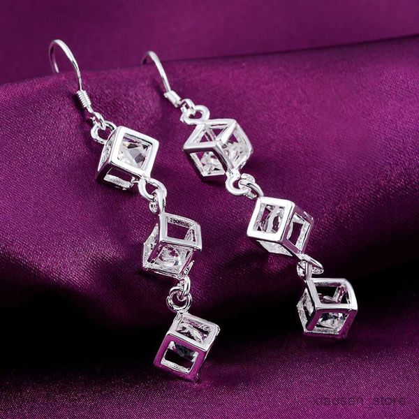 stud sterling silver earrings fashion jewelry elegant woman crystal lattice drop long earrings trendsetter christmas gifts r230628, Golden;silver
stud sterling silver earrings fashion jewelry elegant woman crystal lattice drop long earrings trendsetter christmas gifts r230628, Golden;silver