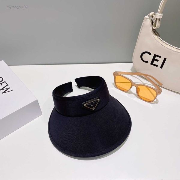 paris fashion inverted triangle ice silk fabric uv resistant empty hat summer cool versatile hoops duck tongue women rl3j, Blue;gray
paris fashion inverted triangle ice silk fabric uv resistant empty hat summer cool versatile hoops duck tongue women rl3j, Blue;gray