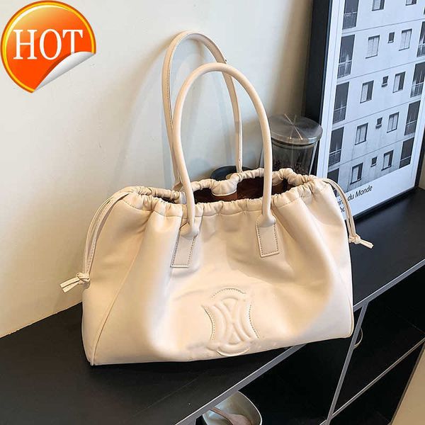 designer bags women's 2023 autumn new triumphal arch tote bag single shoulder large capacity fashion shopping hand factory direct sale
designer bags women's 2023 autumn new triumphal arch tote bag single shoulder large capacity fashion shopping hand factory direct sale