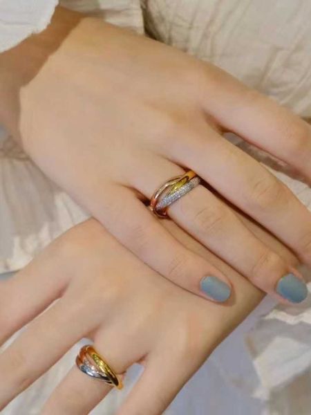 designer new kwai live broadcast of three color ring sterling silver 18k gold luxury small crowd ins fashionable men and women lovers love, Golden;silver
designer new kwai live broadcast of three color ring sterling silver 18k gold luxury small crowd ins fashionable men and women lovers love, Golden;silver