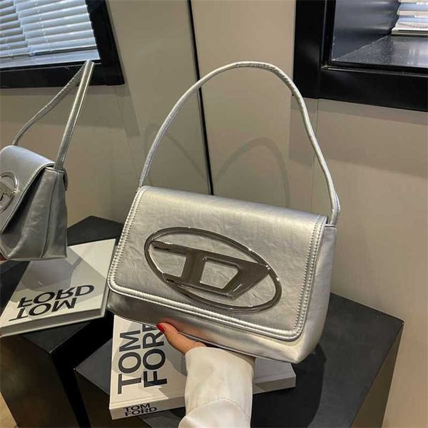 bag 2023 summer new small market design personalized cool women's trend one shoulder crossbody handheld women's bag 50% clearance
bag 2023 summer new small market design personalized cool women's trend one shoulder crossbody handheld women's bag 50% clearance