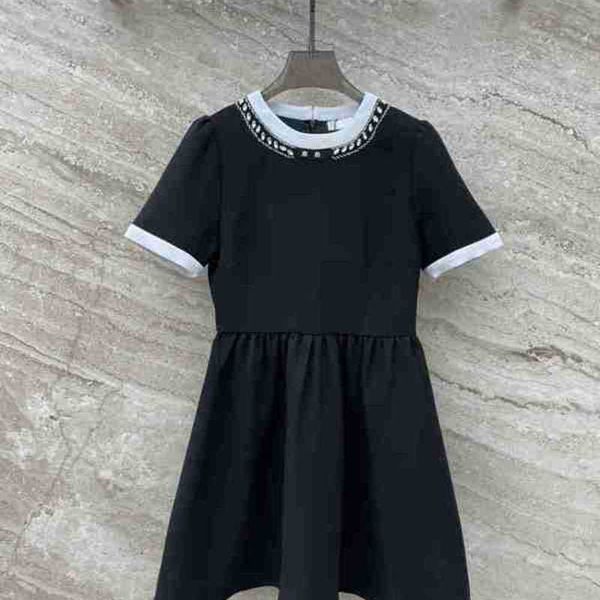 basic & casual dresses designer 23 spring/summer new contrast collar edge label sleeve stitching diamond decorative round neck short dress o, Black;gray
basic & casual dresses designer 23 spring/summer new contrast collar edge label sleeve stitching diamond decorative round neck short dress o, Black;gray