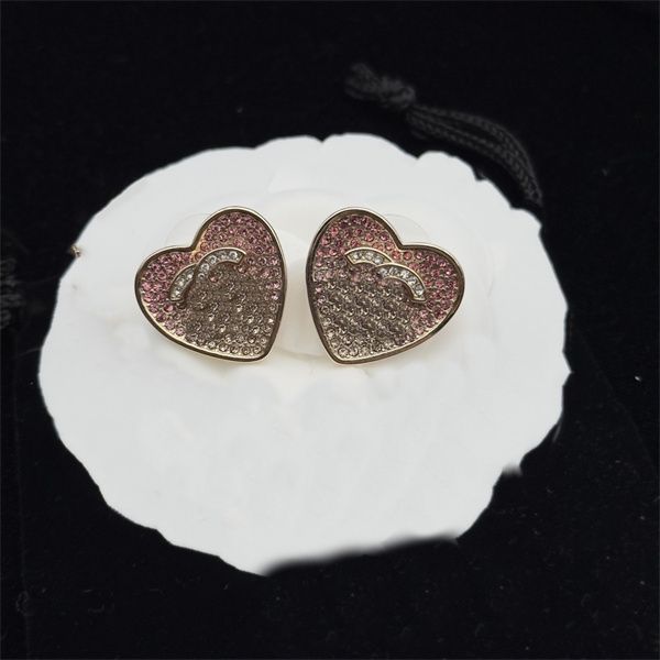2023 latest earrings ccity designer luxury stud women jewelry gold earring high-qualit pearl pendant woman ear ohrringe 8902, Golden;silver
2023 latest earrings ccity designer luxury stud women jewelry gold earring high-qualit pearl pendant woman ear ohrringe 8902, Golden;silver