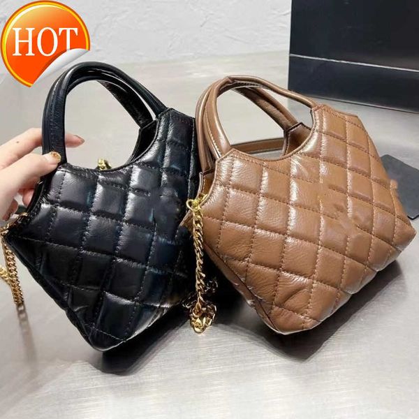 luxury designer handbags shoulder bag crossbody bag tote woman's small shopping bags and large bags can be casually matched to create f
luxury designer handbags shoulder bag crossbody bag tote woman's small shopping bags and large bags can be casually matched to create f