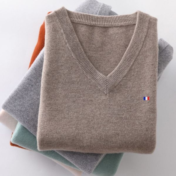 men's tshirts cashmere cotton blend classic vneck pullover men sweater autumn winter warm basic knitted jumper jersey wool homme 230628, White;black
men's tshirts cashmere cotton blend classic vneck pullover men sweater autumn winter warm basic knitted jumper jersey wool homme 230628, White;black
