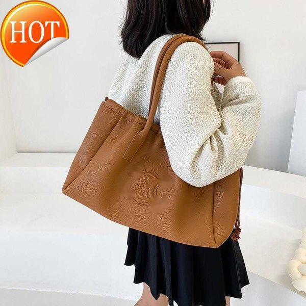 designer bags 2023 autumn new triumph arch tote bag shoulder lizhi pattern shopping women's handbag factory direct sale luxury handbags
designer bags 2023 autumn new triumph arch tote bag shoulder lizhi pattern shopping women's handbag factory direct sale luxury handbags