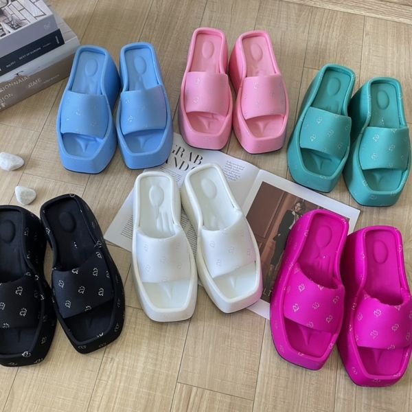 slippers aw king alex wang luxury designer thick bottom sandals 2023 summer new diamond a letter versatile muffin shoes heighten satin one l, Black
slippers aw king alex wang luxury designer thick bottom sandals 2023 summer new diamond a letter versatile muffin shoes heighten satin one l, Black