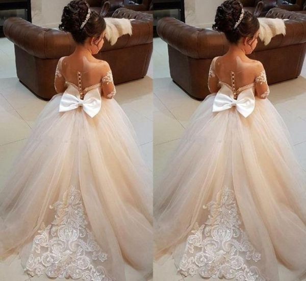 new champage lace flower girl dresses with illusion back long sleeves girl pageant dress sweep train princess girls pageant dress9802908, White;blue
new champage lace flower girl dresses with illusion back long sleeves girl pageant dress sweep train princess girls pageant dress9802908, White;blue