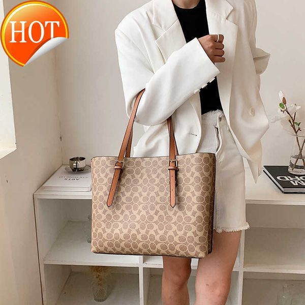 women's designer bags tote 2023 new single shoulder large fashion mommy shopping factory direct sales
women's designer bags tote 2023 new single shoulder large fashion mommy shopping factory direct sales