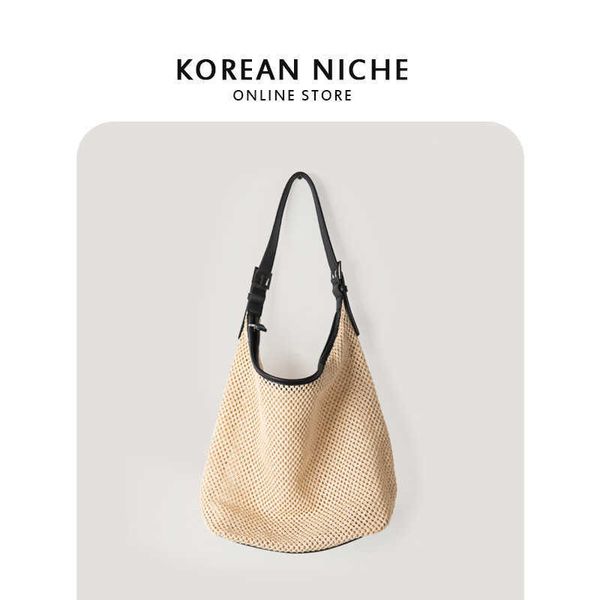 version casual hollow out niche grass woven shoulder bag new summer woven bag large capacity women's bag underarm bag
version casual hollow out niche grass woven shoulder bag new summer woven bag large capacity women's bag underarm bag