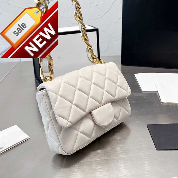 women's brand designers shoulder bags 2023 classic mini clamshell gold chain envelope stylish multi-functional crossbody bag factory di
women's brand designers shoulder bags 2023 classic mini clamshell gold chain envelope stylish multi-functional crossbody bag factory di