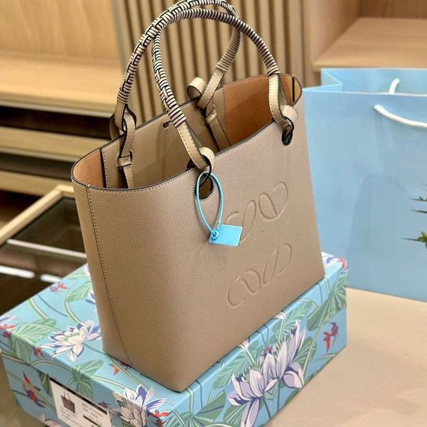 lowe bag designer shopping handbag tote bag lowe brand 3d three-dimensional pattern handbag fashion new pure leather shoulder crossbody bag
lowe bag designer shopping handbag tote bag lowe brand 3d three-dimensional pattern handbag fashion new pure leather shoulder crossbody bag