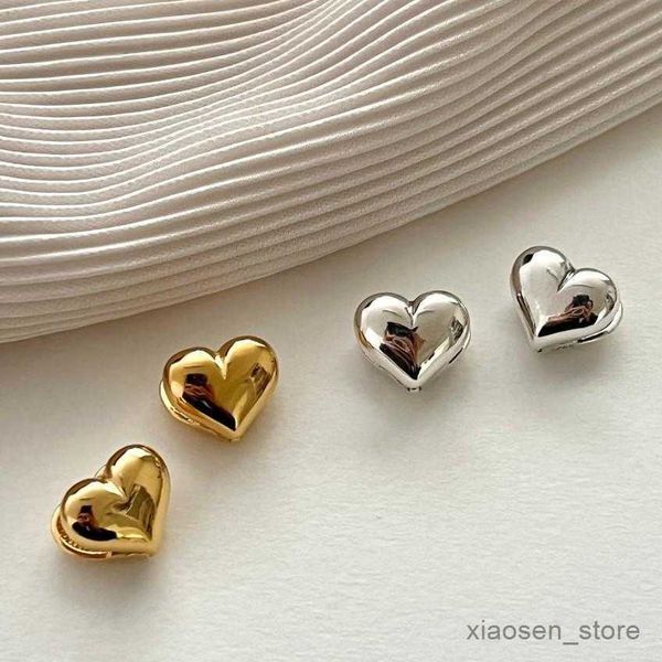 stud new fashion style contracted heart earrings for women designer hoops earring delicate jewelry gifts r230628, Golden;silver
stud new fashion style contracted heart earrings for women designer hoops earring delicate jewelry gifts r230628, Golden;silver